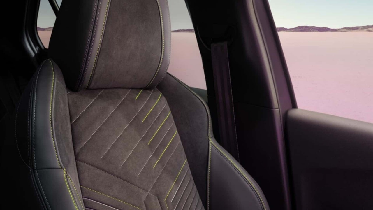 Peugeot 2008 ra mắt bản nâng cấp, tăng phạm vi hoạt động của phiên bản chạy điện