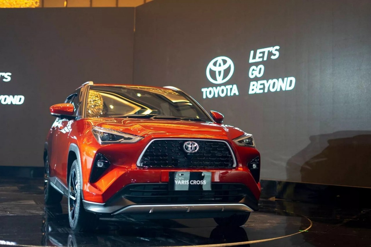 Toyota Yaris Cross vừa ra mắt tại Indonesia, đại lý đã nhận cọc tại Việt Nam
