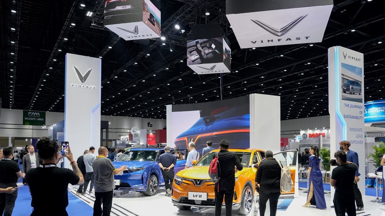 VinFast sẽ bán ô tô tay lái nghịch ra thị trường Đông Nam Á