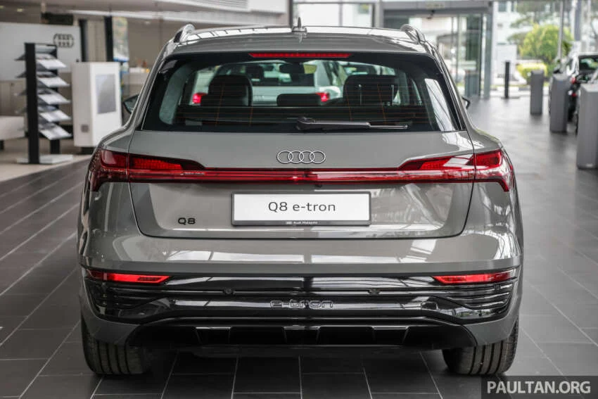 Audi Q8 e tron giá 1,9 tỷ tại Malaysia