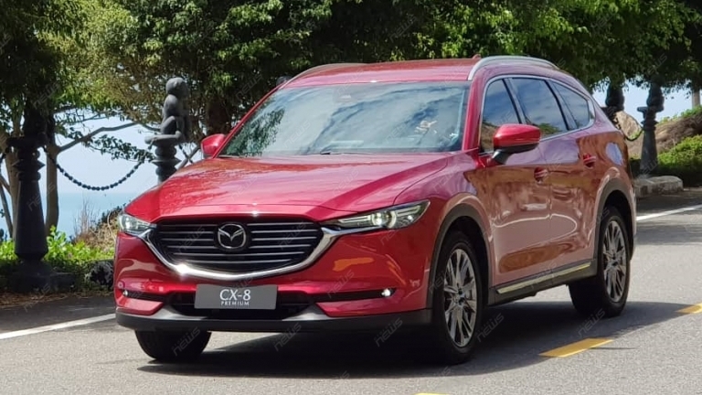 Mazda CX8 'bằng xương bằng thịt' trước ngày ra mắt
