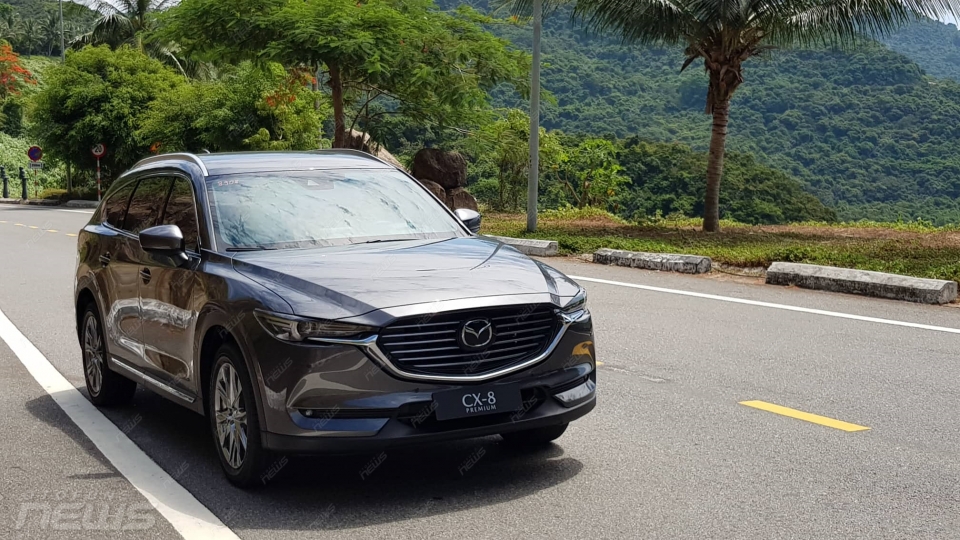 mazda cx8 bang xuong bang thit truoc ngay ra mat