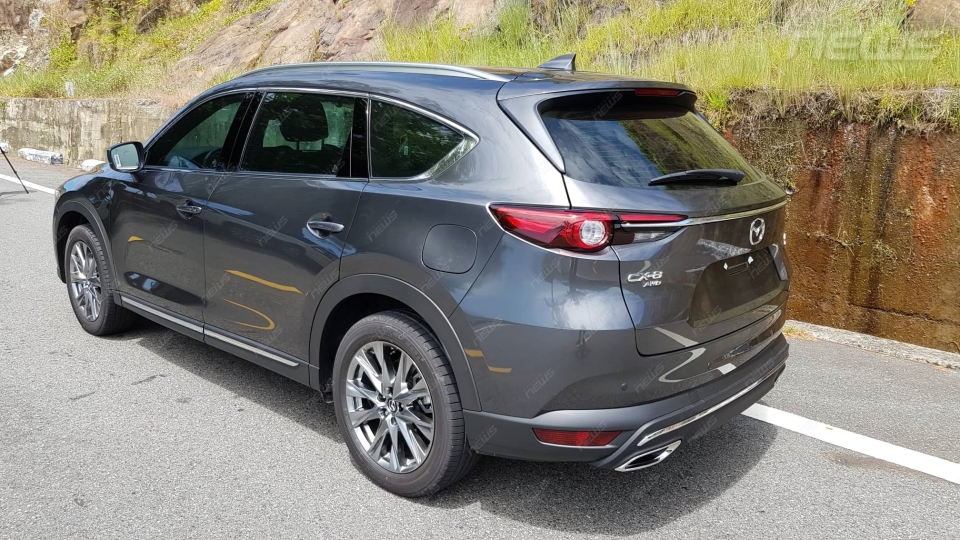 mazda cx8 bang xuong bang thit truoc ngay ra mat