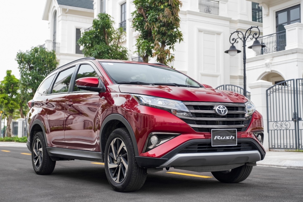 Tăng tiện nghi và ưu đãi cho khách hàng mua xe Toyota Rush