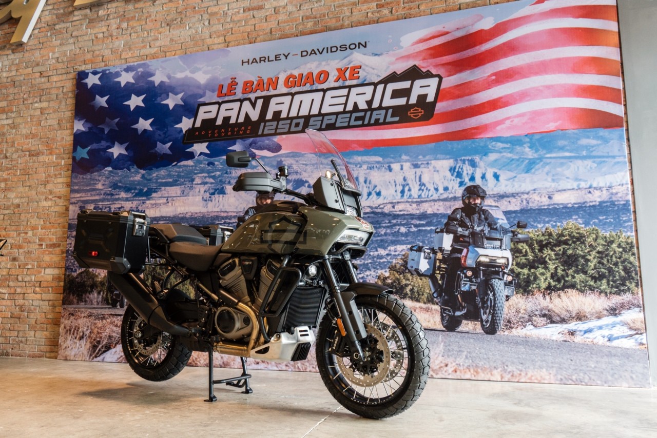 Mô tô địa hình Harley-Davidson Pan America 1250 Special đầu tiên có chủ