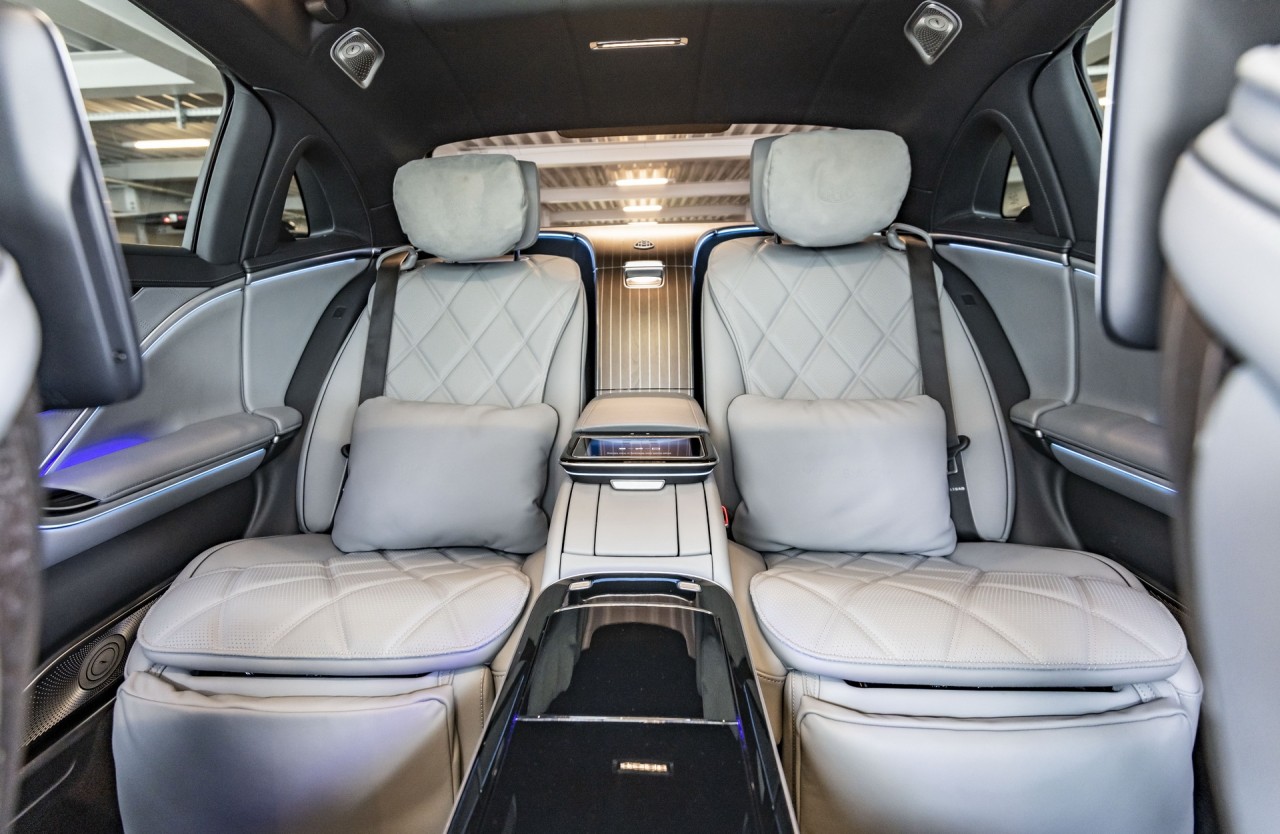 Mercedes-Benz S-Class thế hệ mới chính hãng sẽ có giá 8 tỷ đồng