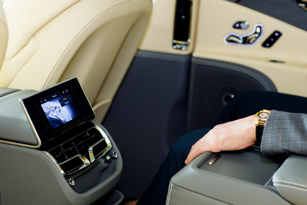 Siêu sang Bentley Flying Spur V8 First Edition chính hãng giá từ 18 tỷ đồng Siêu sang Bentley Flying Spur V8 First Edition chính hãng giá từ 18 tỷ đồng
