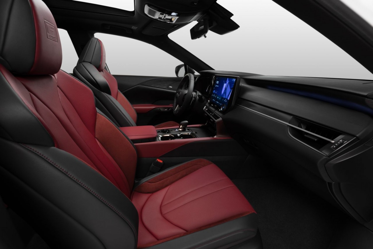 Lexus RX 2023 ra mắt