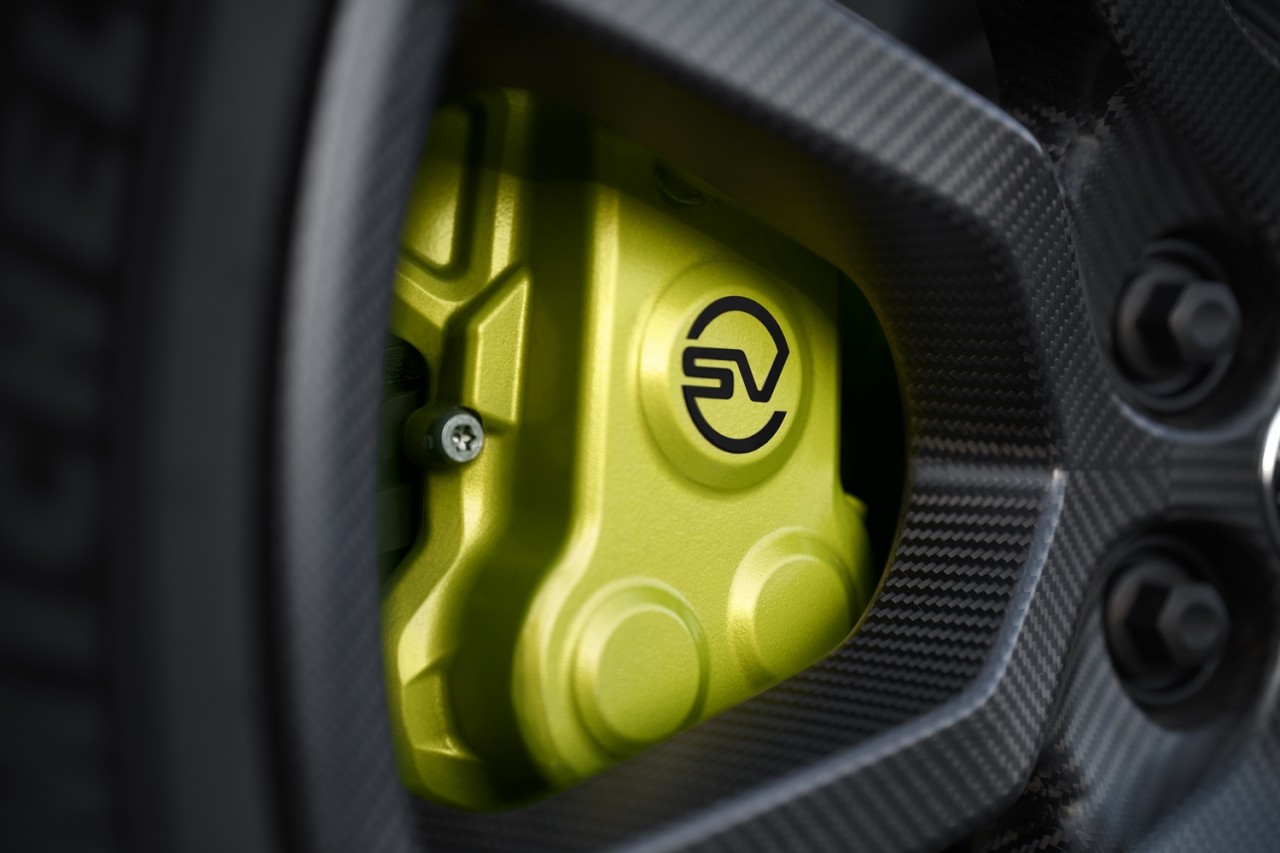 Ra mắt Range Rover Sport SV mạnh tới 626 mã lực