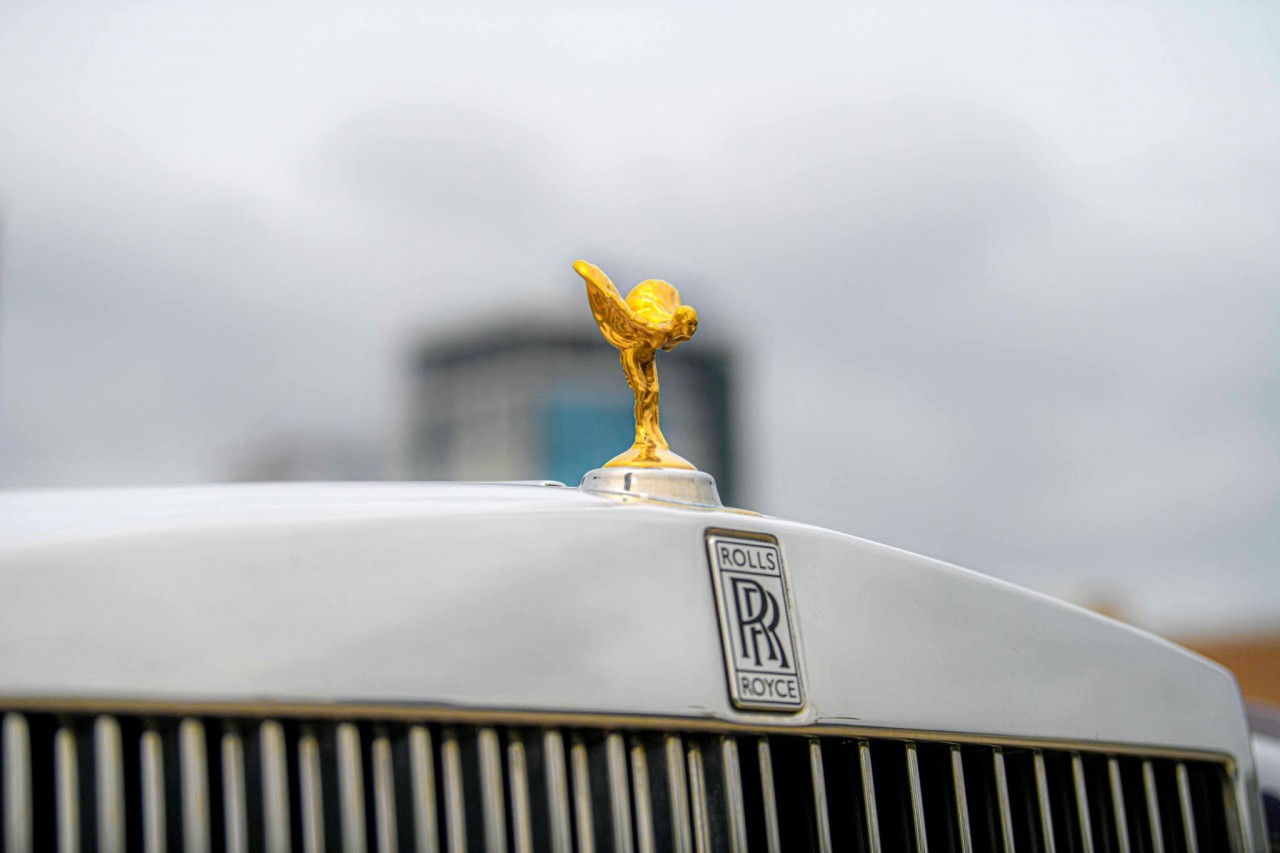 Cận cảnh Rolls Royce Phantom Lửa Thiêng đấu giá 7 lần vẫn không ai mua