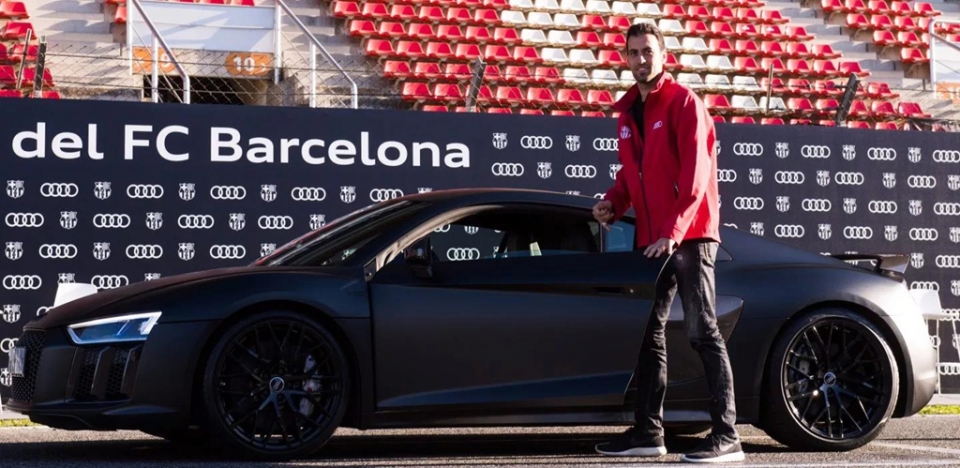 audi doi lai qua cua cac cau thu barcelona