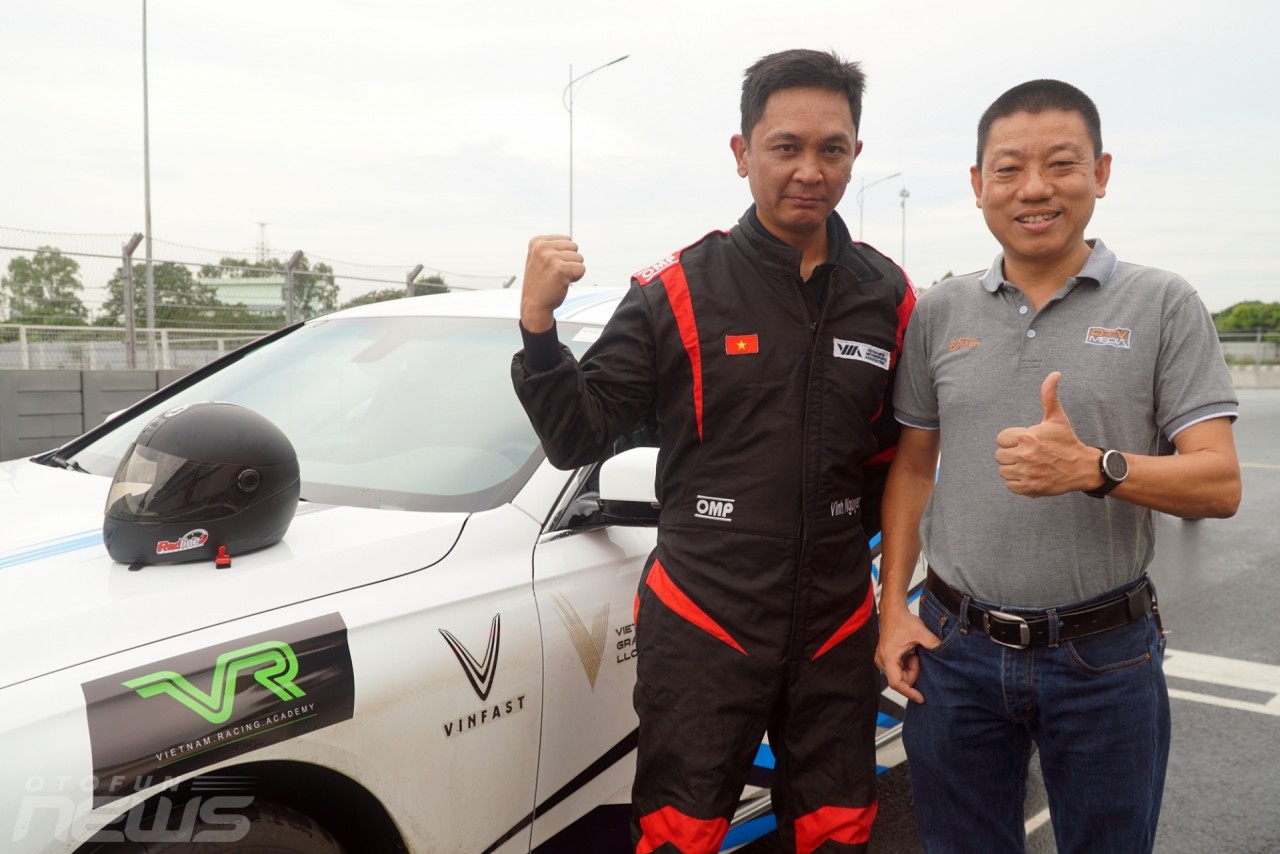 Nguyễn Hồng Vinh - Tay đua ô tô thể thao chuyên nghiệp đầu tiên của Việt Nam nguyen hong vinh tay dua o to the thao chuyen nghiep dau tien cua viet nam