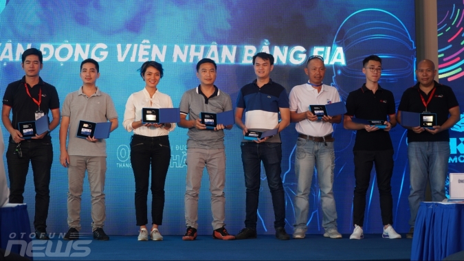 32 tay đua Việt Nam đầu tiên nhận bằng đua xe chuyên nghiệp