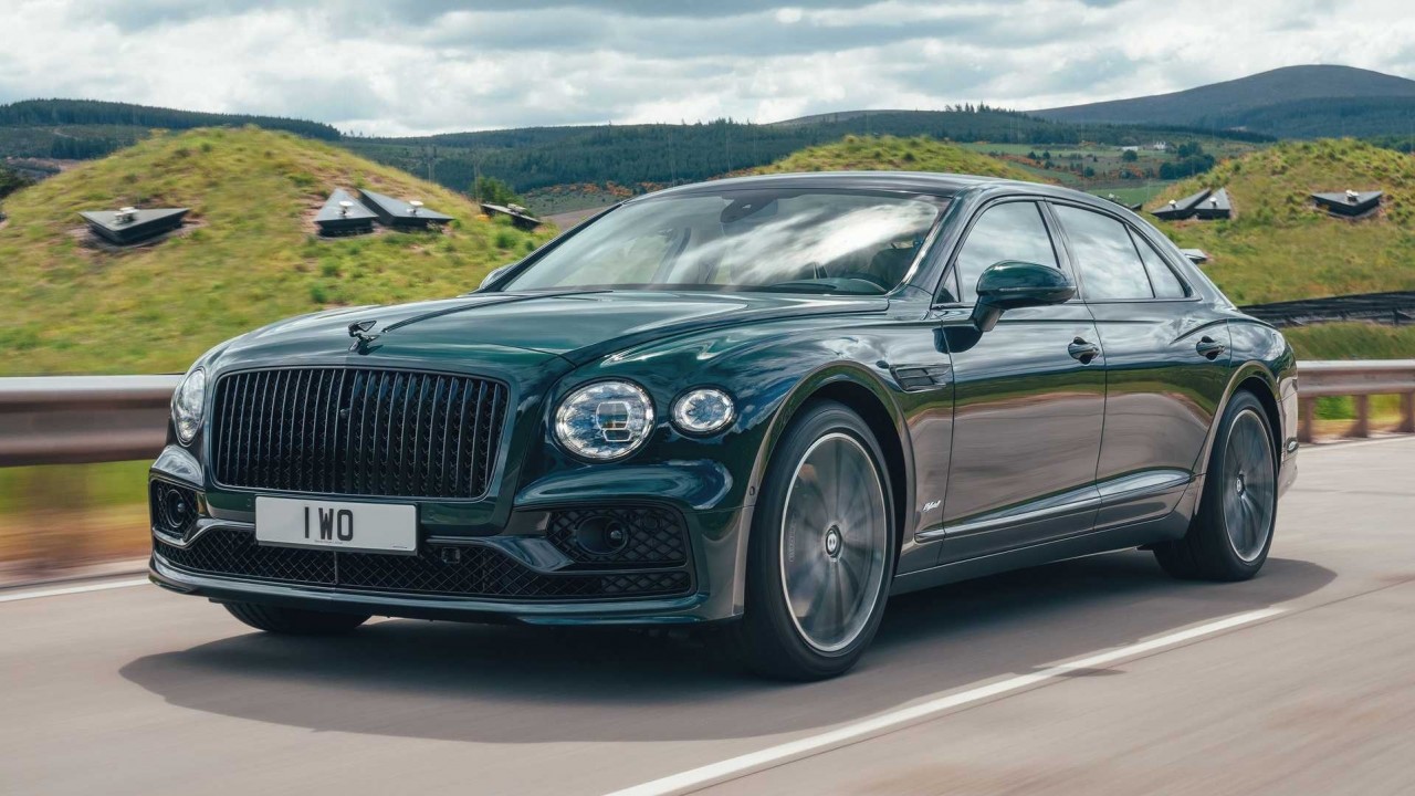 Siêu sang Bentley Flying Spur có thêm phiên bản hybrid