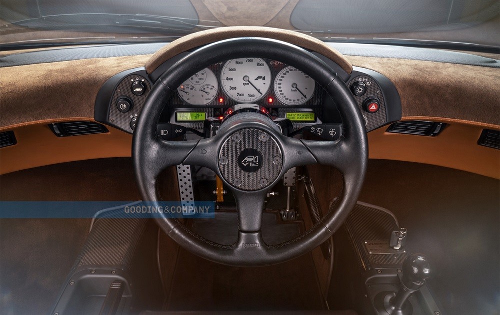 Siêu xe McLaren F1 26 năm tuổi bán đấu giá hơn 20 triệu USD