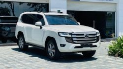 toyota xin loi vi khach hang dat mua land cruiser 2022 phai cho toi 4 nam