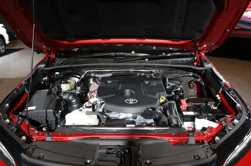 Toyota Fortuner GR Sport giá hơn 1,3 tỷ đồng tại Thái Lan