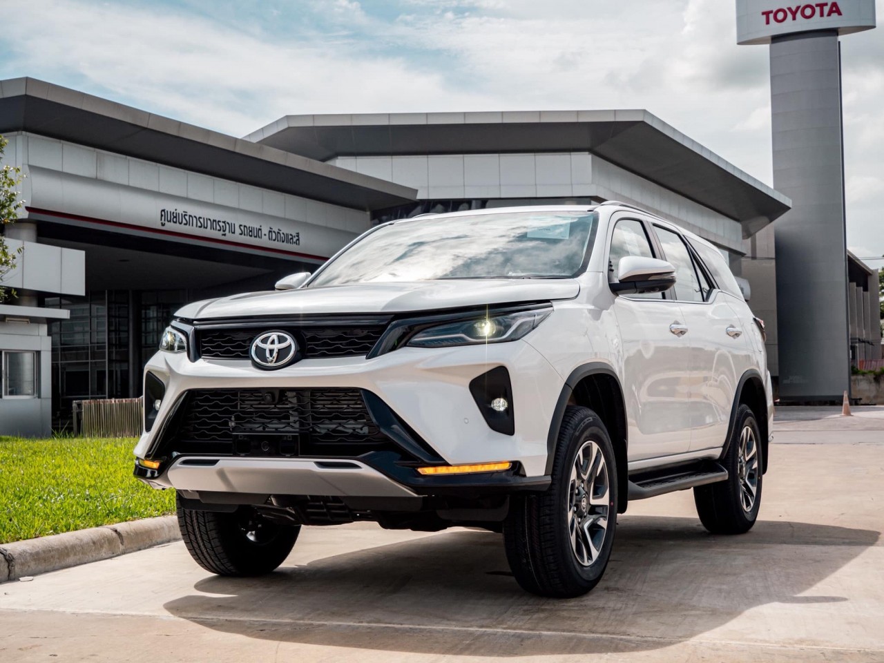 Dù vướng vào bê bối nhưng Toyota vẫn 'bội thu' với 11,2 triệu xe