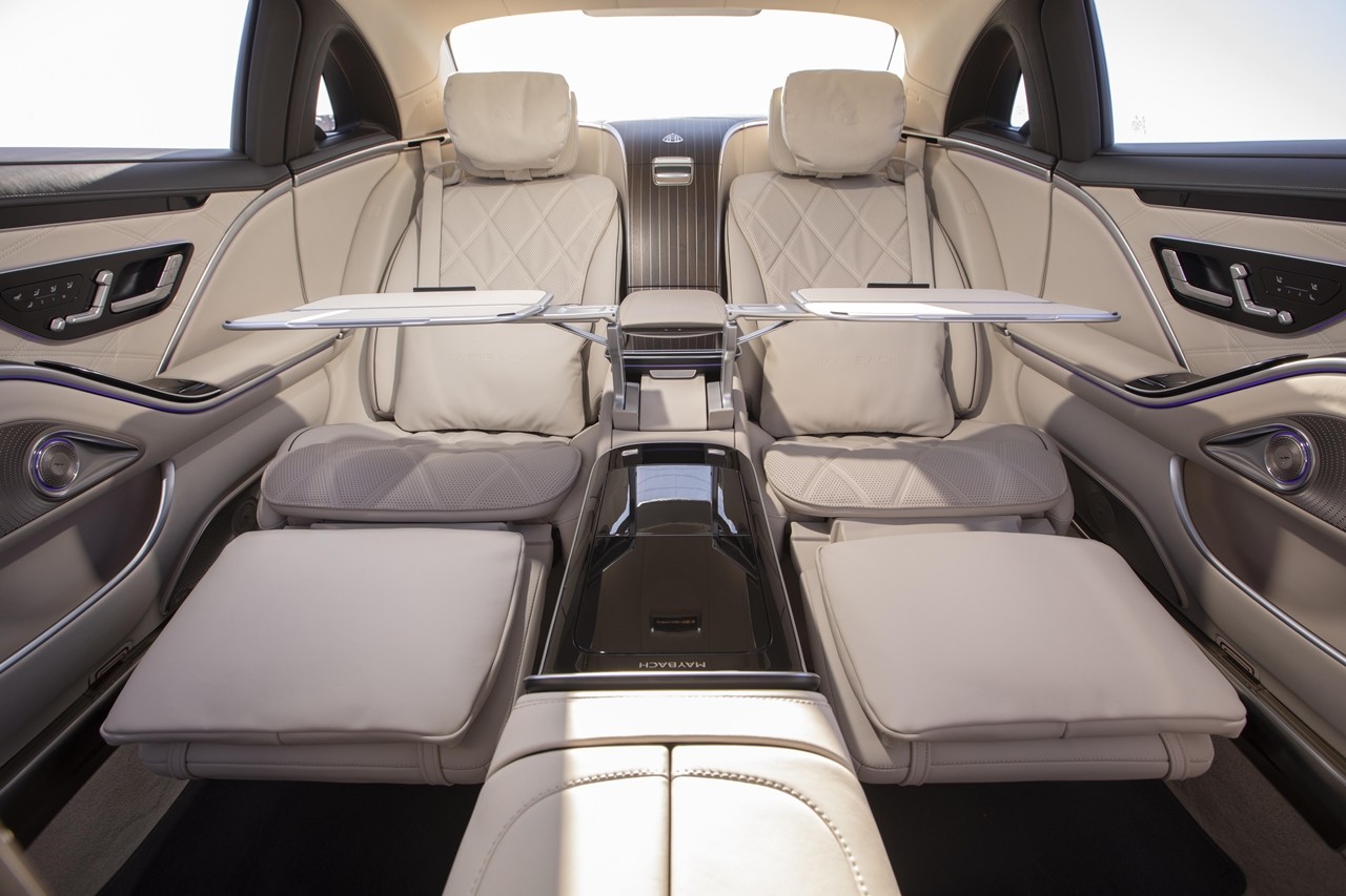 Mercedes Maybach S-Class chính hãng giá từ 8,2 tỷ đồng