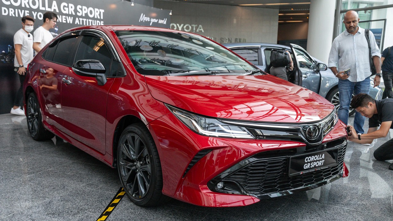 Toyota Corolla GR Sport giá 795 triệu tại Malaysia