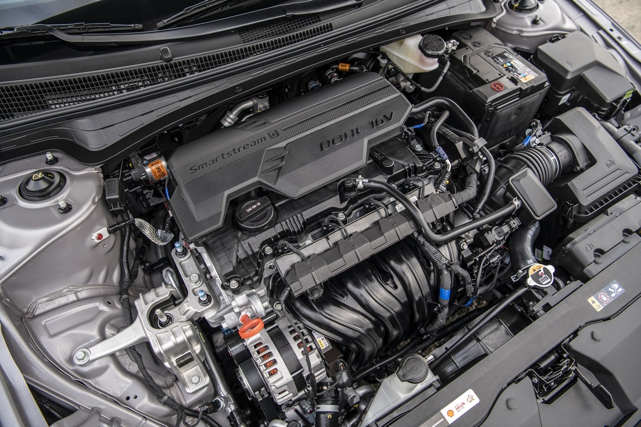 Hyundai Elantra ra mắt tại Mỹ với 4 tùy chọn động cơ