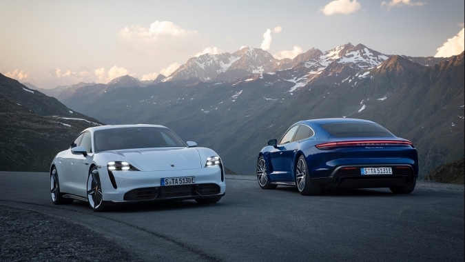 Siêu sedan chạy điện Porsche Taycan chính thức ra mắt