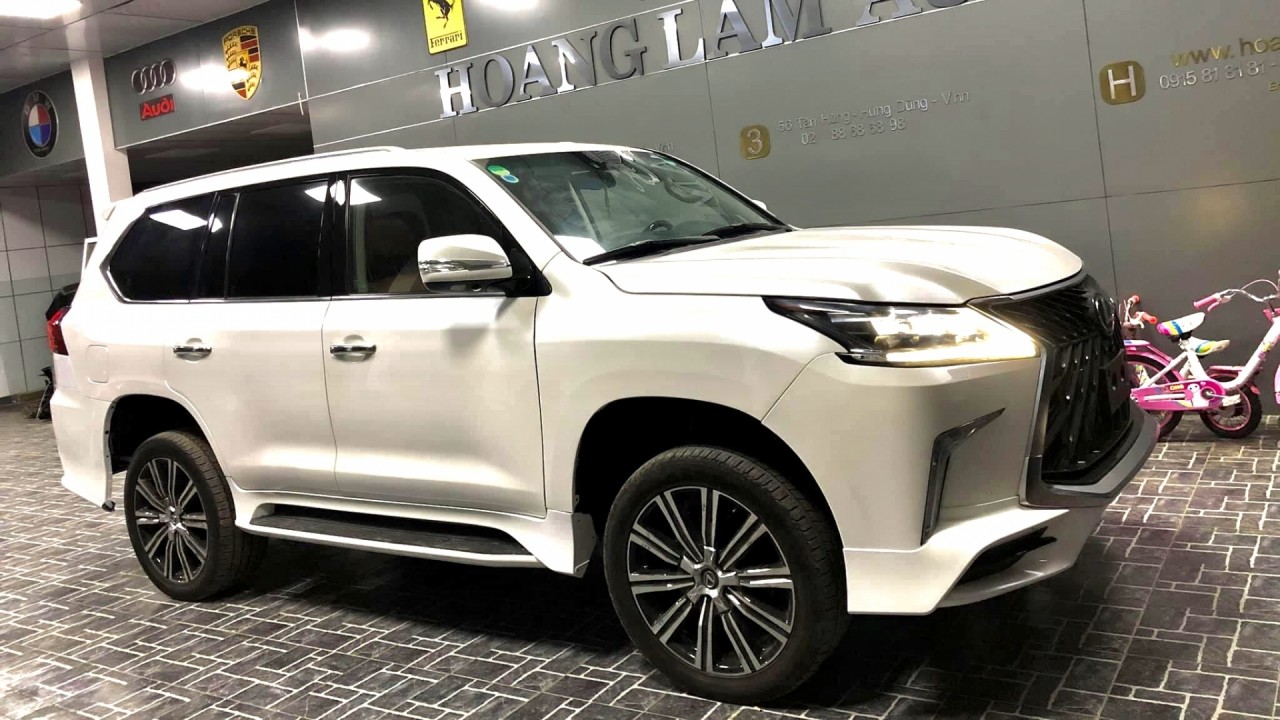 ‘Cải trang’ Lexus LX570 đời cũ trẻ 10 năm tuổi chỉ với 500 triệu đồng