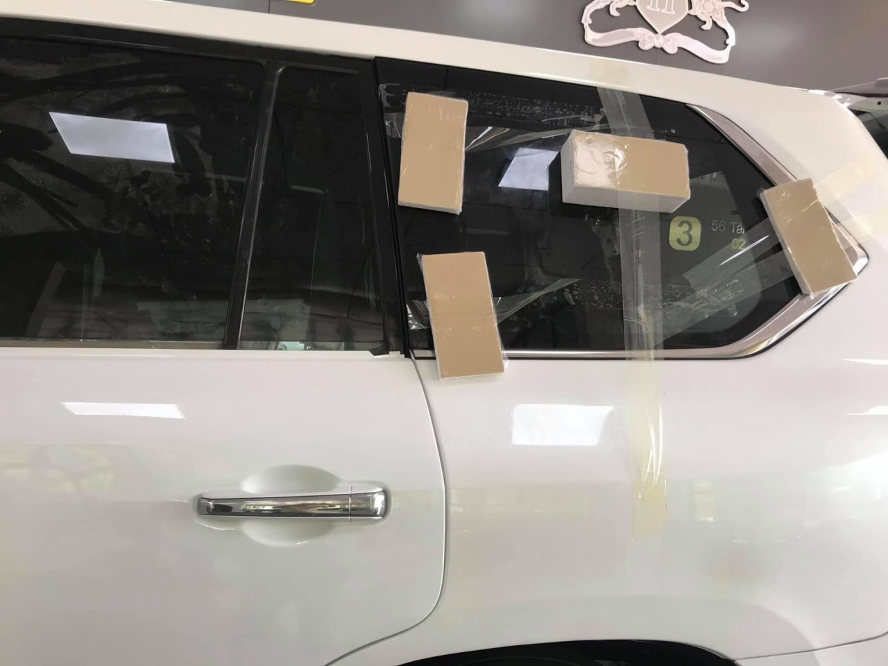 cai trang lexus lx570 doi cu tre 10 nam tuoi chi voi 500 trieu dong