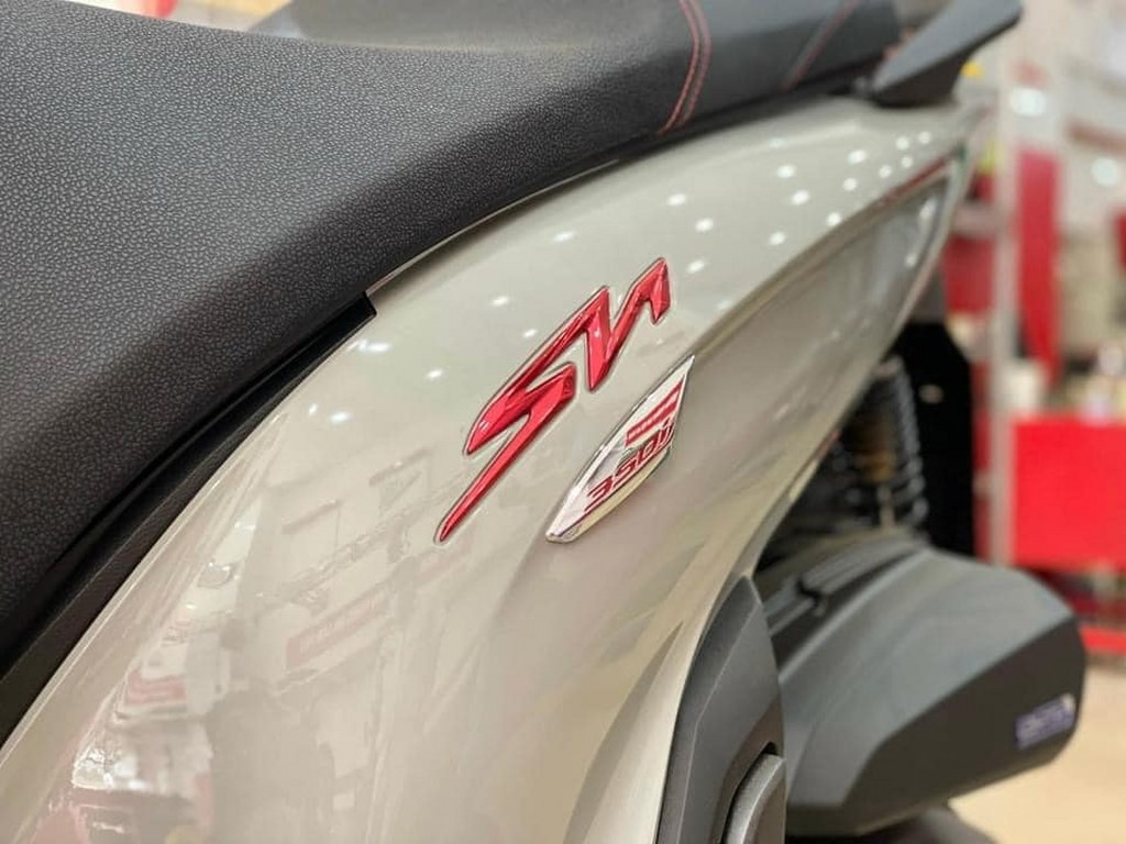 Honda SH350i về đại lý, giá ra biển tạm tính 170 triệu đồng