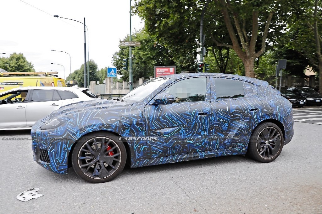 SUV cỡ nhỏ Maserati Grecale xuất hiện trước ngày ra mắt