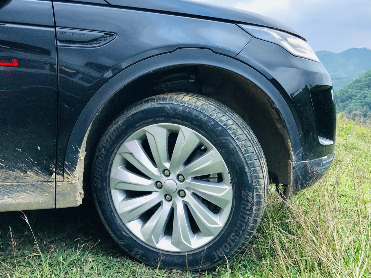 chinh phu c tu da i di nh de o ba ng land rover