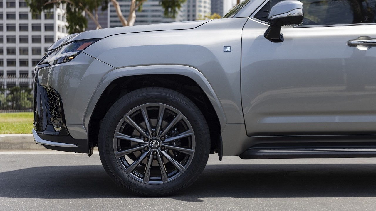 Lexus LX600 2022 ra mắt