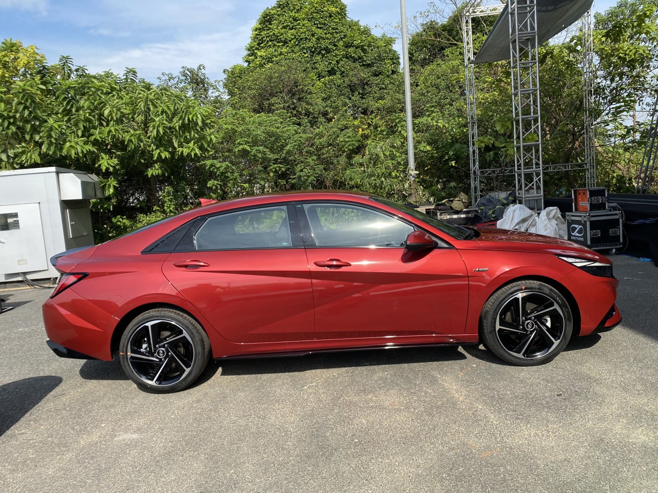 Đánh giá nhanh Hyundai Elantra vừa ra mắt tại Việt Nam Đánh giá nhanh Hyundai Elantra vừa ra mắt tại Việt Nam