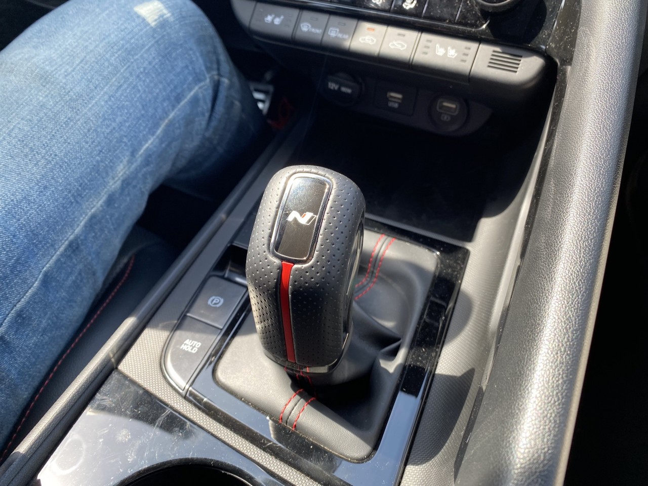 Đánh giá nhanh Hyundai Elantra vừa ra mắt tại Việt Nam Đánh giá nhanh Hyundai Elantra vừa ra mắt tại Việt Nam