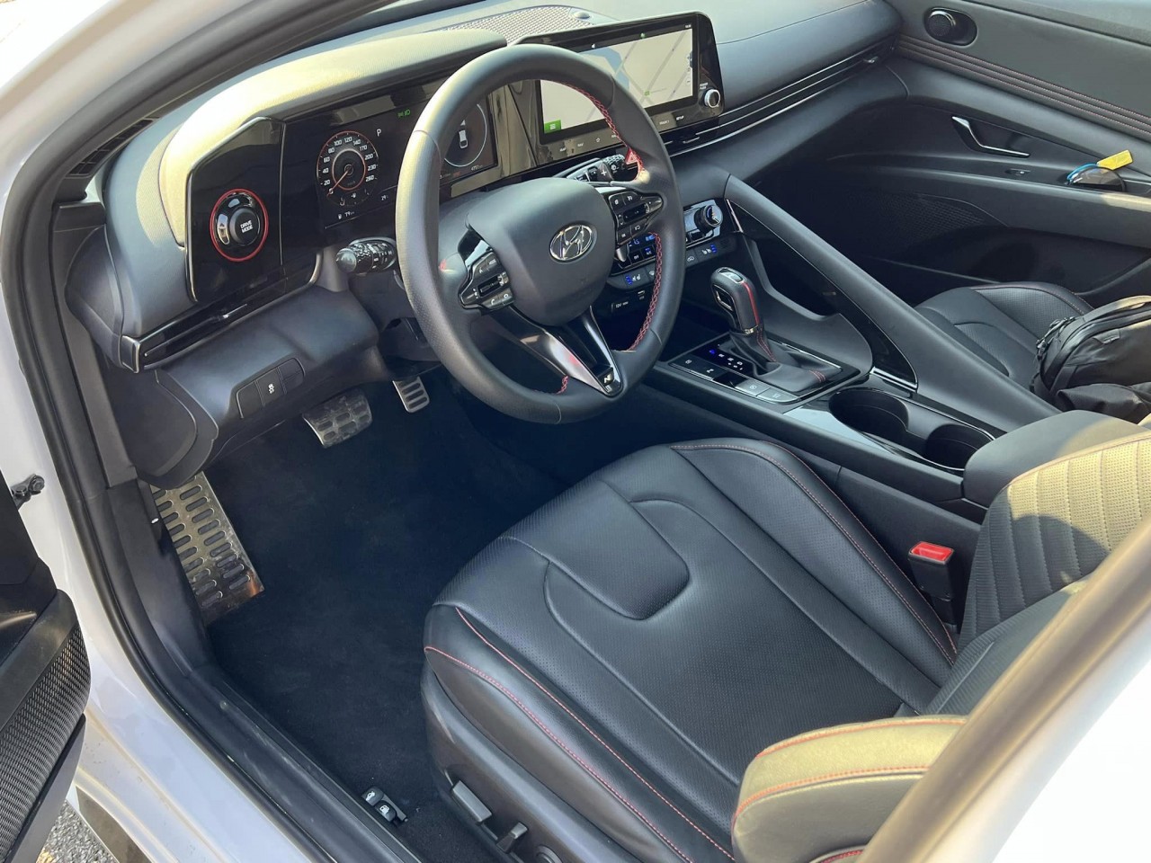 Đánh giá nhanh Hyundai Elantra vừa ra mắt tại Việt Nam Đánh giá nhanh Hyundai Elantra vừa ra mắt tại Việt Nam