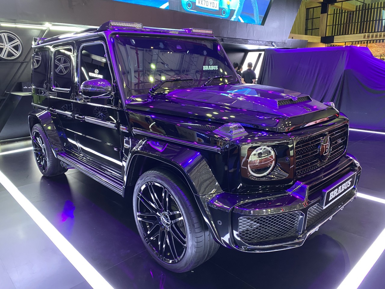 [VMS 2022] Brabus D40: Xe máy dầu tay lái nghịch 