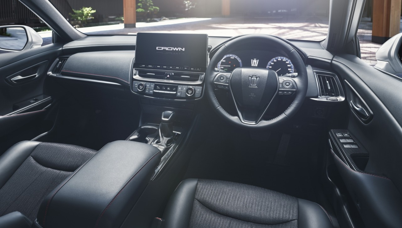 Sedan cao cấp Toyota Crown mới có giá 1,6 tỷ đồng tại Nhật Sedan cao cấp Toyota Crown mới có giá 1,6 tỷ đồng tại Nhật
