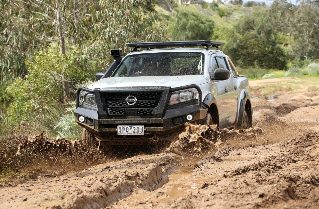 Nissan Navara 2021 ra mắt