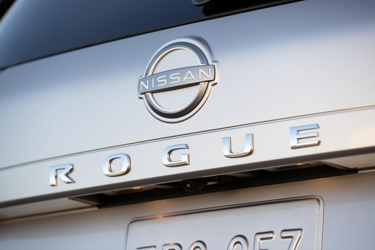 Nissan X Trail 2022 giá từ 605 triệu tại Mỹ