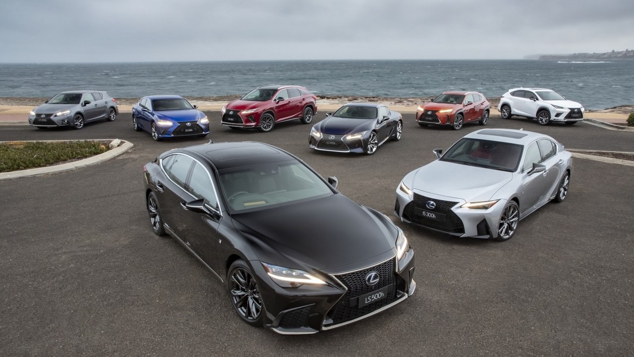Lexus là hãng xe đáng tin cậy nhất năm 2021