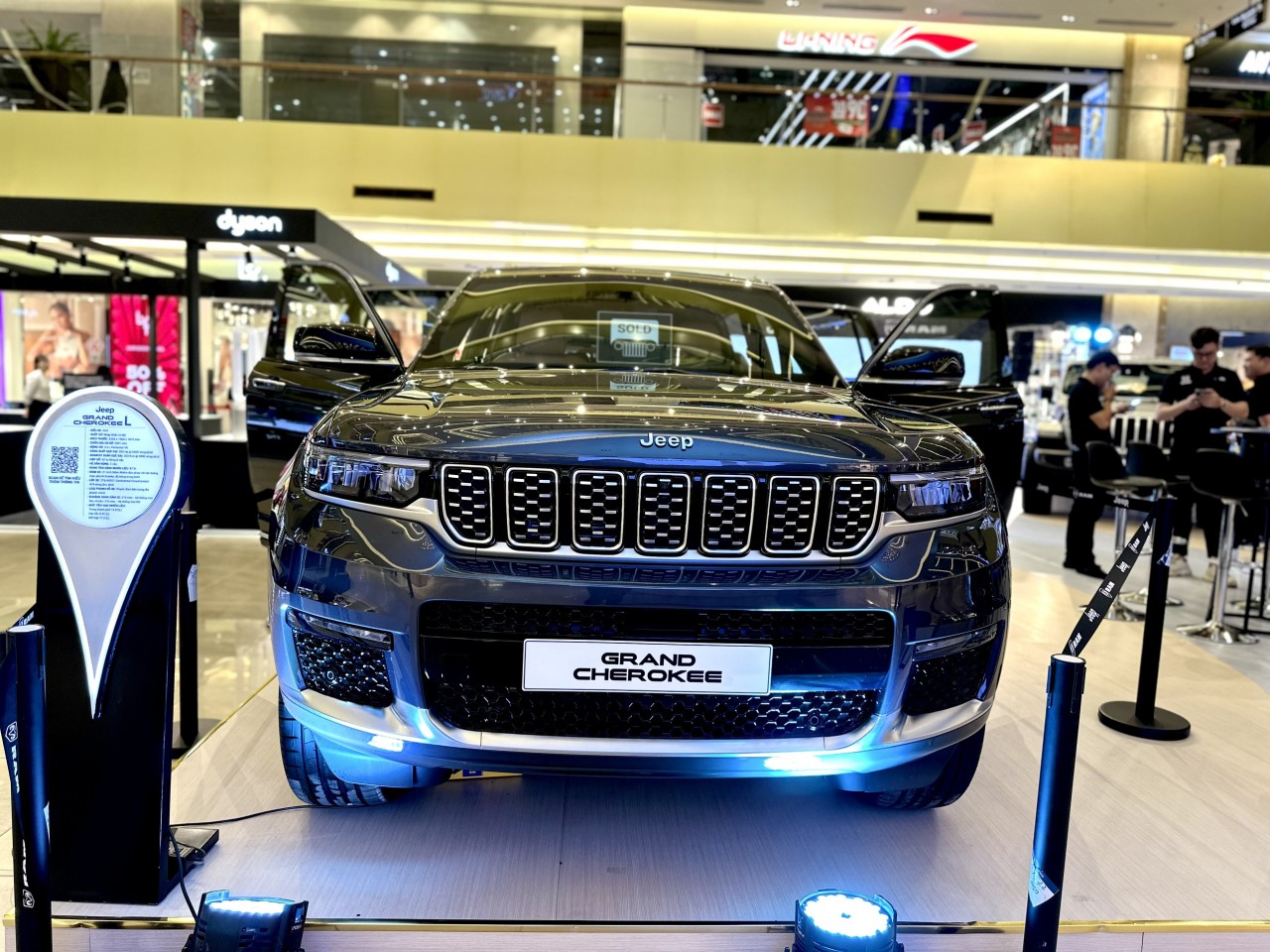 Ngắm dàn xe đậm chất Mỹ trưng bày tại Hà Nội