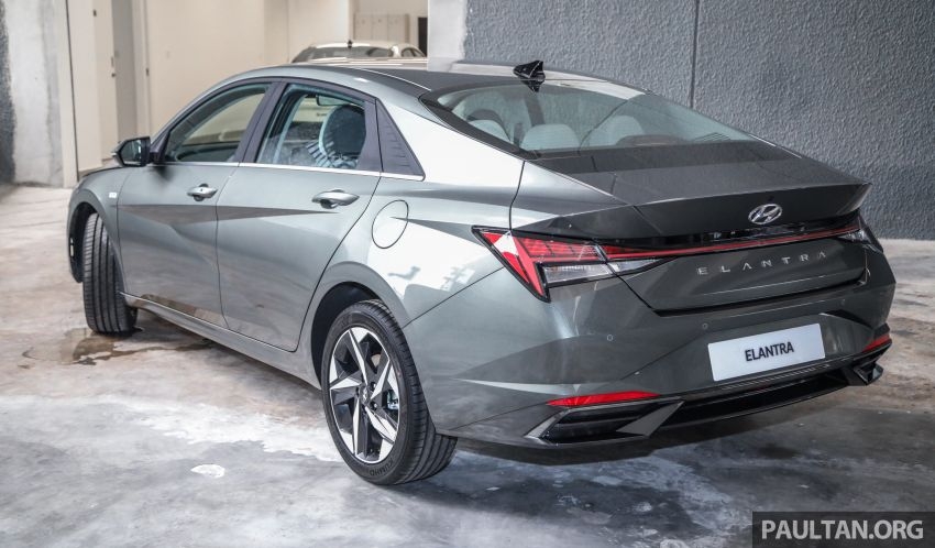 Hyundai Elantra 2021 giá từ 906 triệu đồng tại Malaysia Hyundai Elantra 2021 giá từ 906 triệu đồng tại Malaysia
