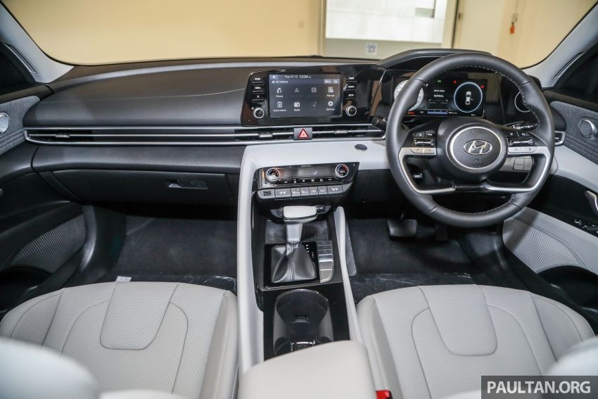 Hyundai Elantra 2021 giá từ 906 triệu đồng tại Malaysia Hyundai Elantra 2021 giá từ 906 triệu đồng tại Malaysia