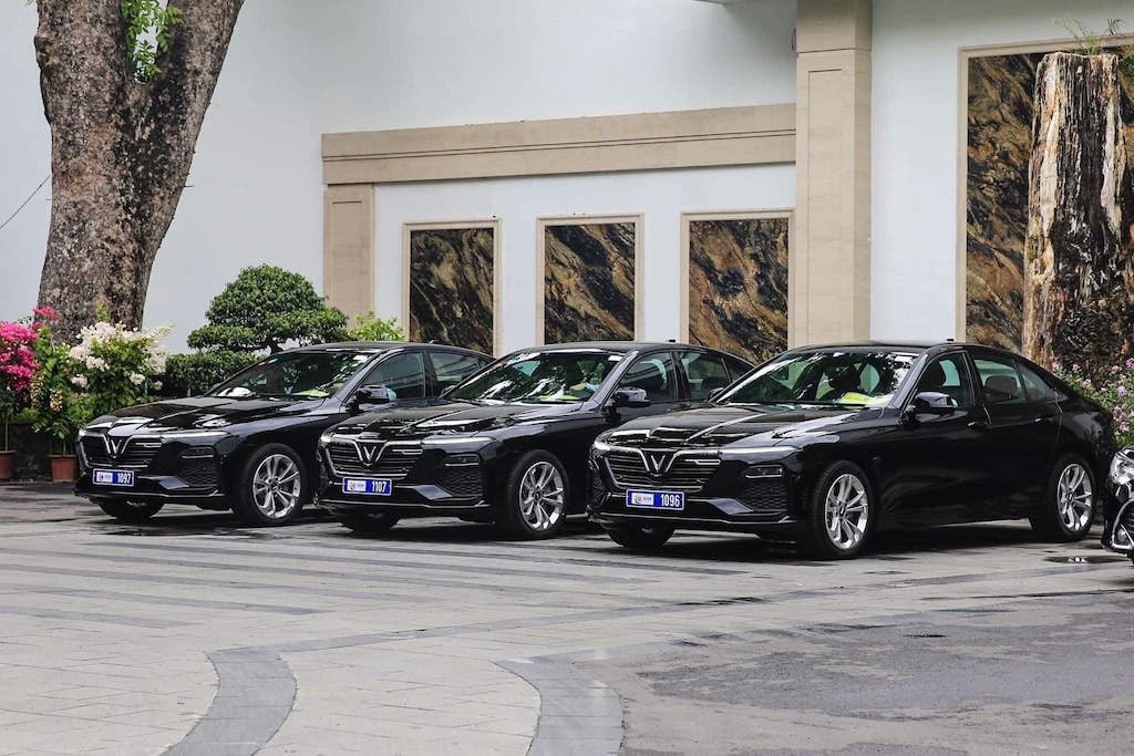 Vinfast gia hạn chính sách “trước bạ 0 đồng” cho xe Lux A2.0 và Lux SA2.0
