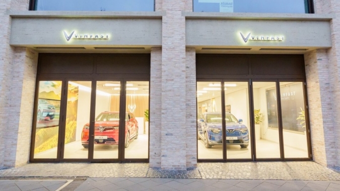 VinFast khai trương hai cửa hàng đầu tiên ở Đức và Pháp