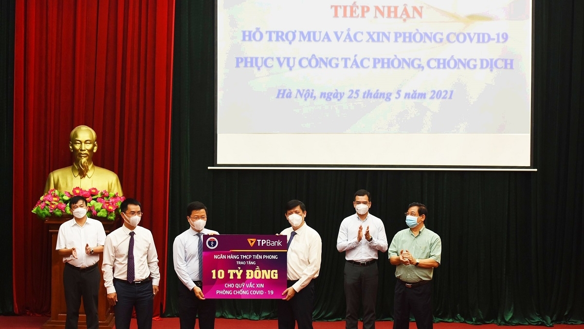 TPBank và DOJI hỗ trợ 20 tỷ đồng vào chương trình vaccine phòng Covid-19 của Chín​h phủ