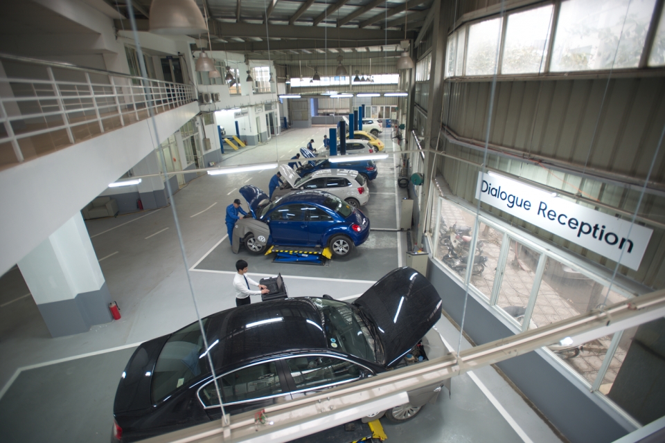 Volkswagen đồng loạt khai trương 4 đại lý mới trên toàn quốc volkswagen dong loat khai truong 4 dai ly moi tren toan quoc