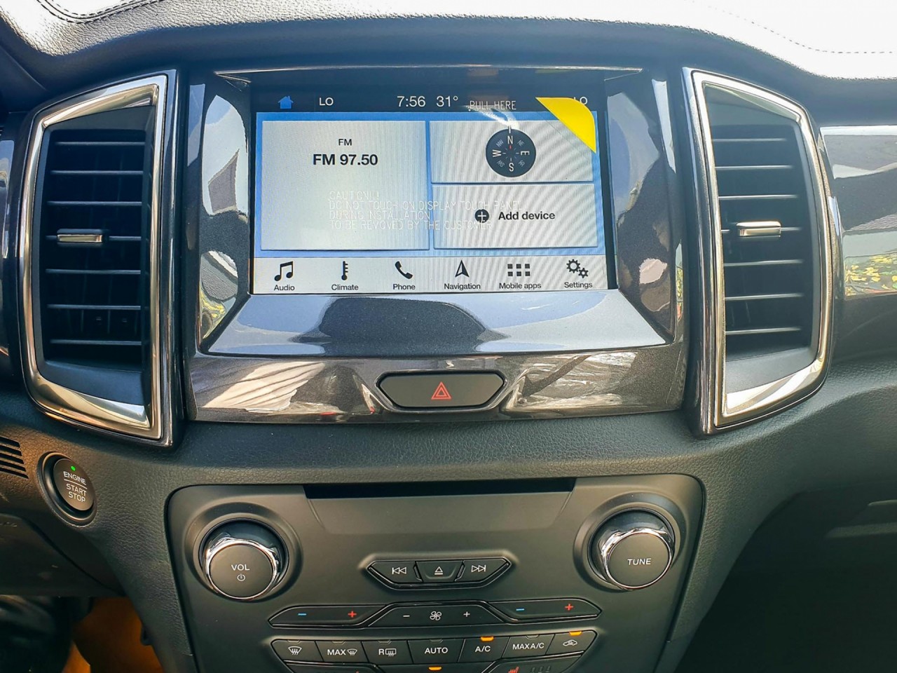 ford everest 2020 phien ban nang cap ve viet nam