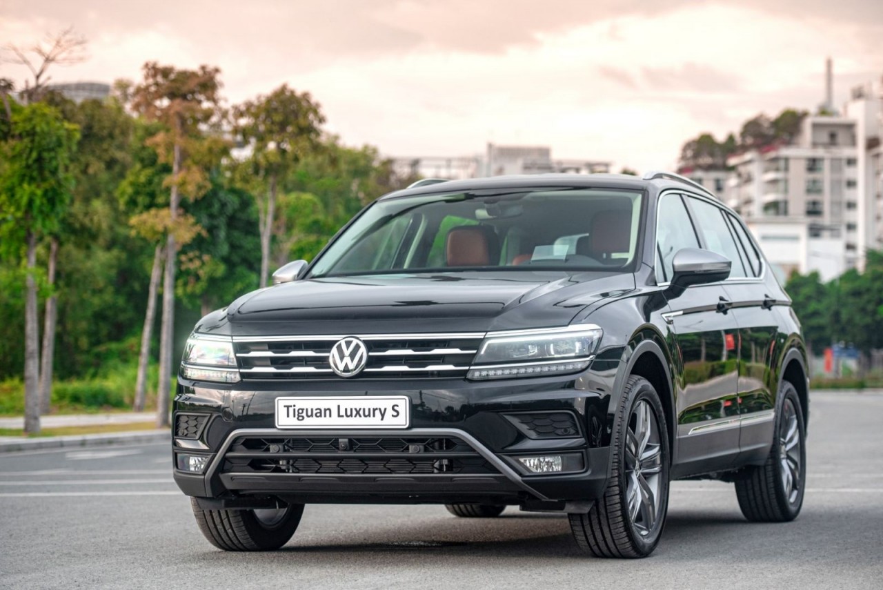 Volkswagen Tiguan Allspace 2021 ra mắt với giá 1,7 tỷ đồng