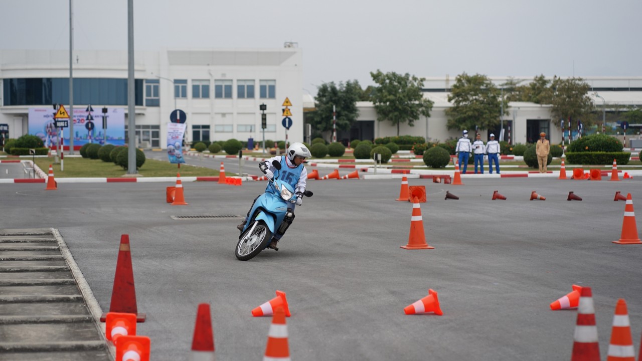 Honda tổ chức Vòng chung kết Hội thi  “Hướng dẫn viên Lái xe an toàn năm 2020”